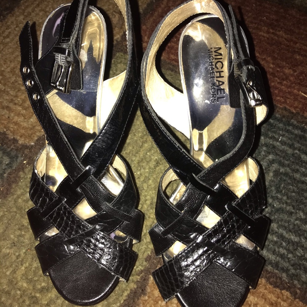 Micheal kors high highs size 7